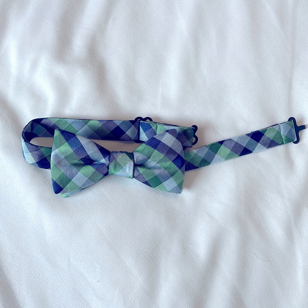Chaps blue/green plaid toddler bow tie